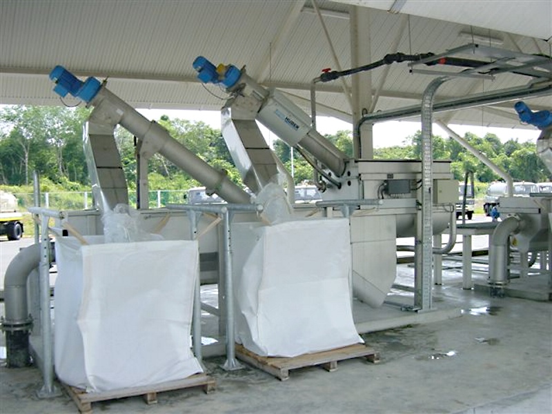HUBER sludge and septage acceptance plants